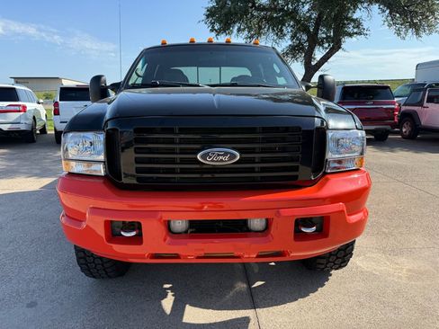 Used 2004 Ford F250 Lariat AWD/4WD image 2