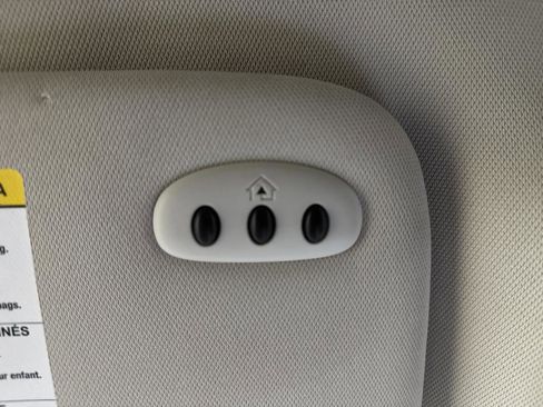 Used 2024 Ford Edge Titanium image 26