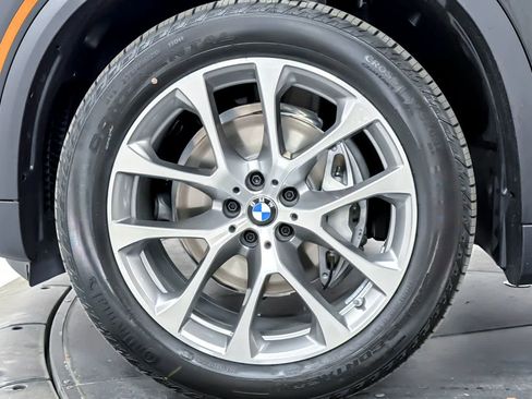 New 2026 BMW X5 xDrive40i AWD/4WD image 25