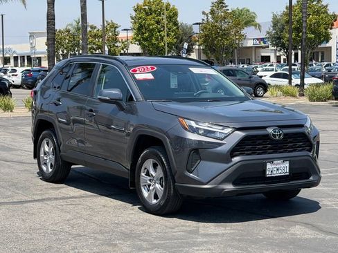 Used 2025 Toyota RAV4 XLE w/ Convenience Package FWD image 3