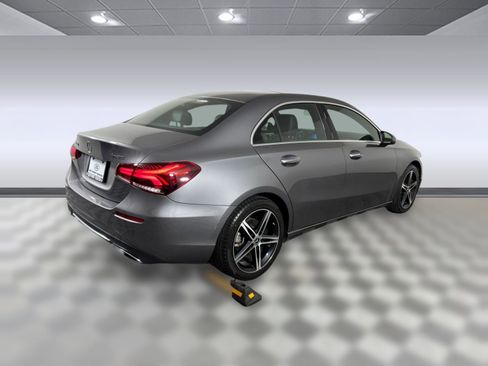 Used 2021 Mercedes-Benz A 220 4MATIC image 9