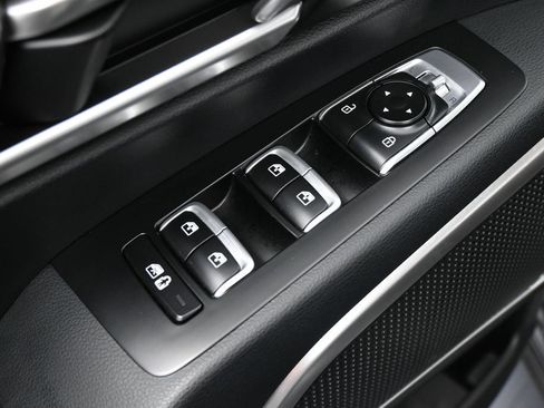 Used 2024 Kia Telluride LX FWD image 14