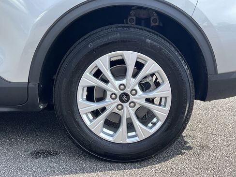 Used 2023 Ford Escape Active w/ Cold Weather Package FWD image 30