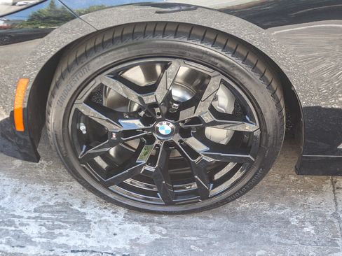 Used 2026 BMW 330i Sedan w/ M Sport Package RWD image 9