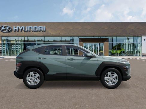 Used 2026 Hyundai Kona SE FWD image 7