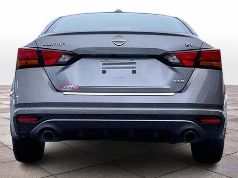 Used 2023 Nissan Altima 2.5 SV w/ SV Premium Package image 4