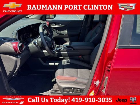 Used 2025 Chevrolet Equinox RS w/ Safety and Technology Package AWD/4WD image 12