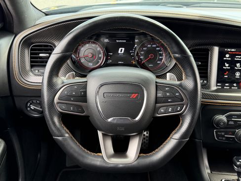 Used 2022 Dodge Charger Scat Pack RWD image 17