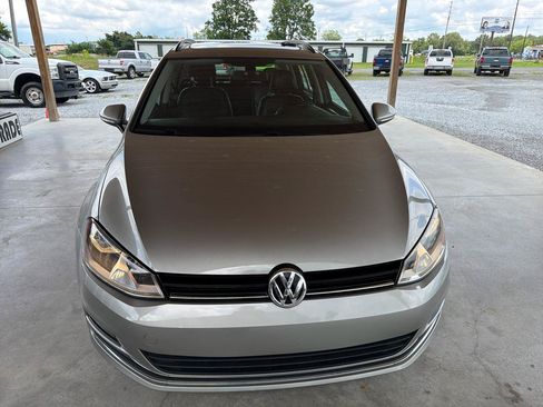 Used 2017 Volkswagen Golf SEL FWD image 8