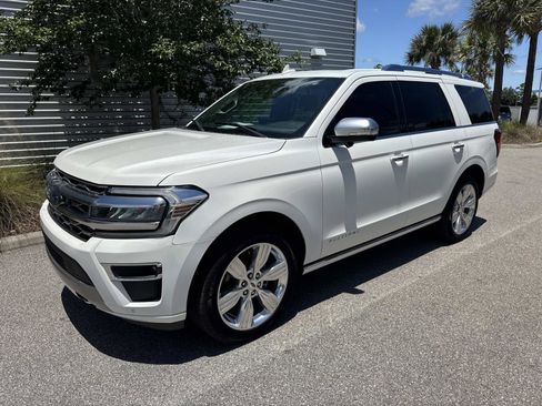 Used 2023 Ford Expedition Platinum AWD/4WD image 1