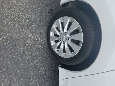 Used 2015 Honda Accord EX-L image 9