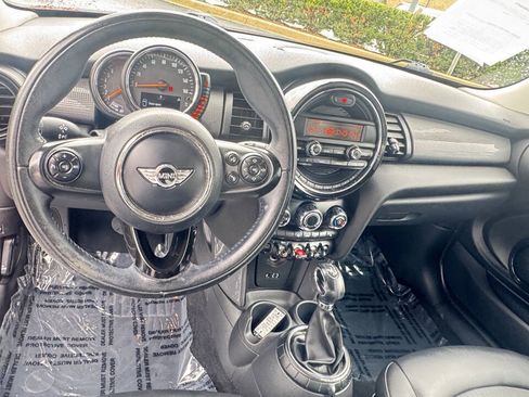 Used 2014 MINI Cooper 2-Door Hardtop FWD image 12