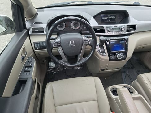 Used 2014 Honda Odyssey EX-L image 25