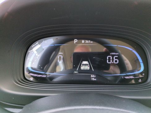 New 2026 Hyundai Venue SE FWD image 18