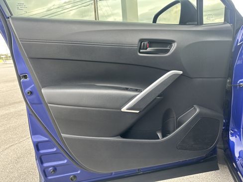 Certified 2022 Toyota Corolla Cross LE image 10