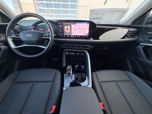 New 2025 Audi Q5 Premium Plus image 16
