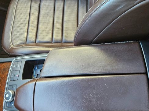 Used 2013 Mercedes-Benz ML 63 AMG 4MATIC image 26