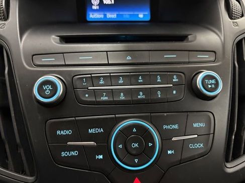 Used 2015 Ford Focus SE w/ Interior Protection Package FWD image 28