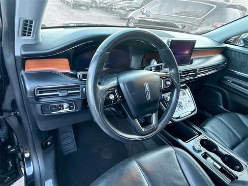 Used 2022 Lincoln Corsair Reserve w/ Equipment Group 201A image 12