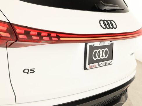 New 2026 Audi Q5 2.0T Premium Plus image 28