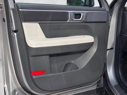 Used 2025 Hyundai Santa Fe SEL AWD/4WD image 12