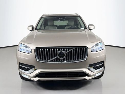 Certified 2024 Volvo XC90 B5 Plus AWD/4WD image 2