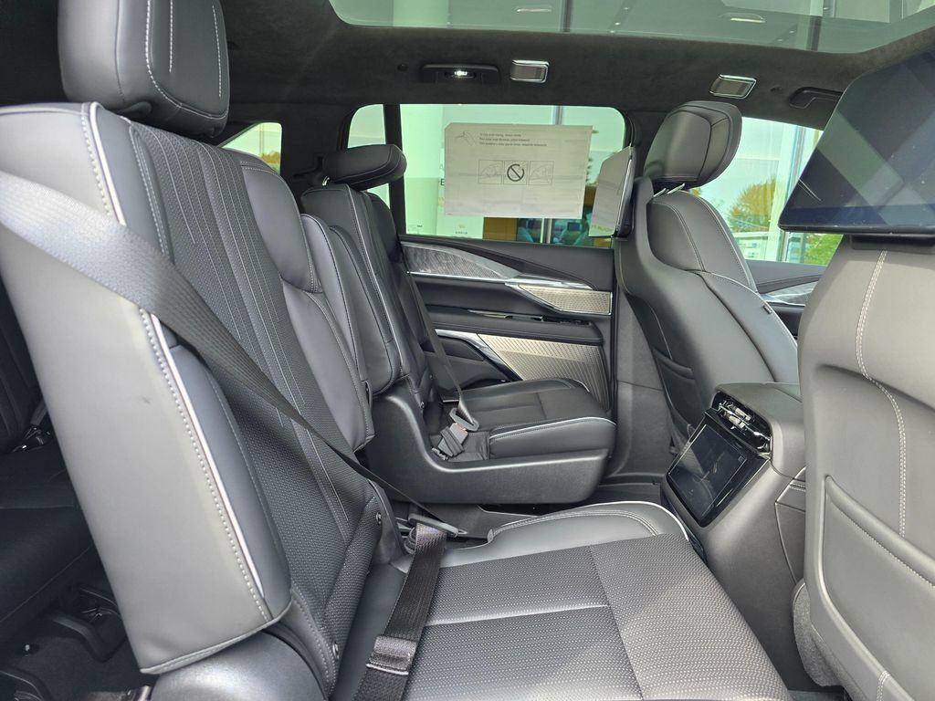 New 2026 Cadillac Escalade IQ Sport 2 AWD/4WD image 14
