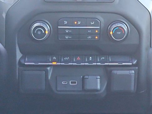 Used 2021 Chevrolet Silverado 1500 Custom w/ LPO, Dark Essentials Package AWD/4WD image 13