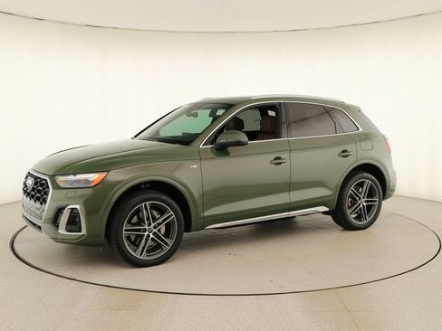 Certified 2021 Audi Q5 e Prestige w/ Prestige Package AWD/4WD image 13