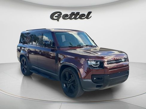 Used 2023 Land Rover Defender 130 First Edition image 9