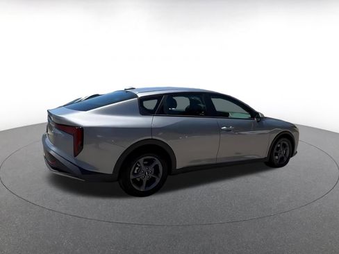 Used 2025 Kia K4 FWD image 14