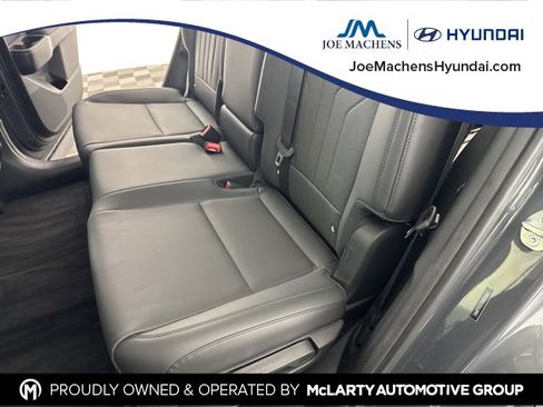 Used 2025 Hyundai Santa Fe SEL image 23