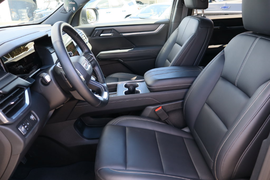 Certified 2026 GMC Acadia Elevation w/ Elevation Premium Package FWD image 21