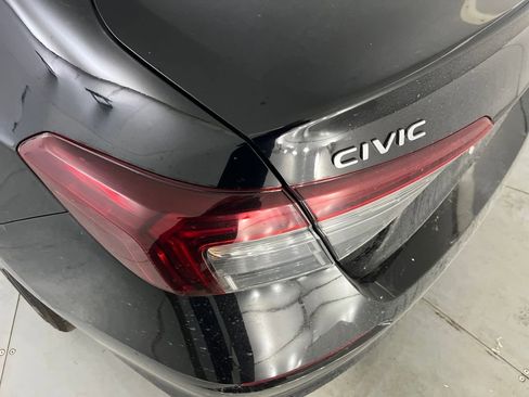 Used 2025 Honda Civic Sport image 19