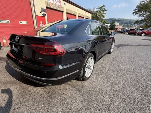 Used 2017 Volkswagen Passat 1.8T SE FWD image 5