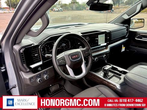 Used 2025 GMC Sierra 1500 Elevation w/ Preferred Package image 12