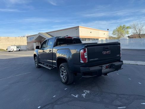 Used 2016 GMC Canyon SLE w/ All Terrain Package AWD/4WD image 7