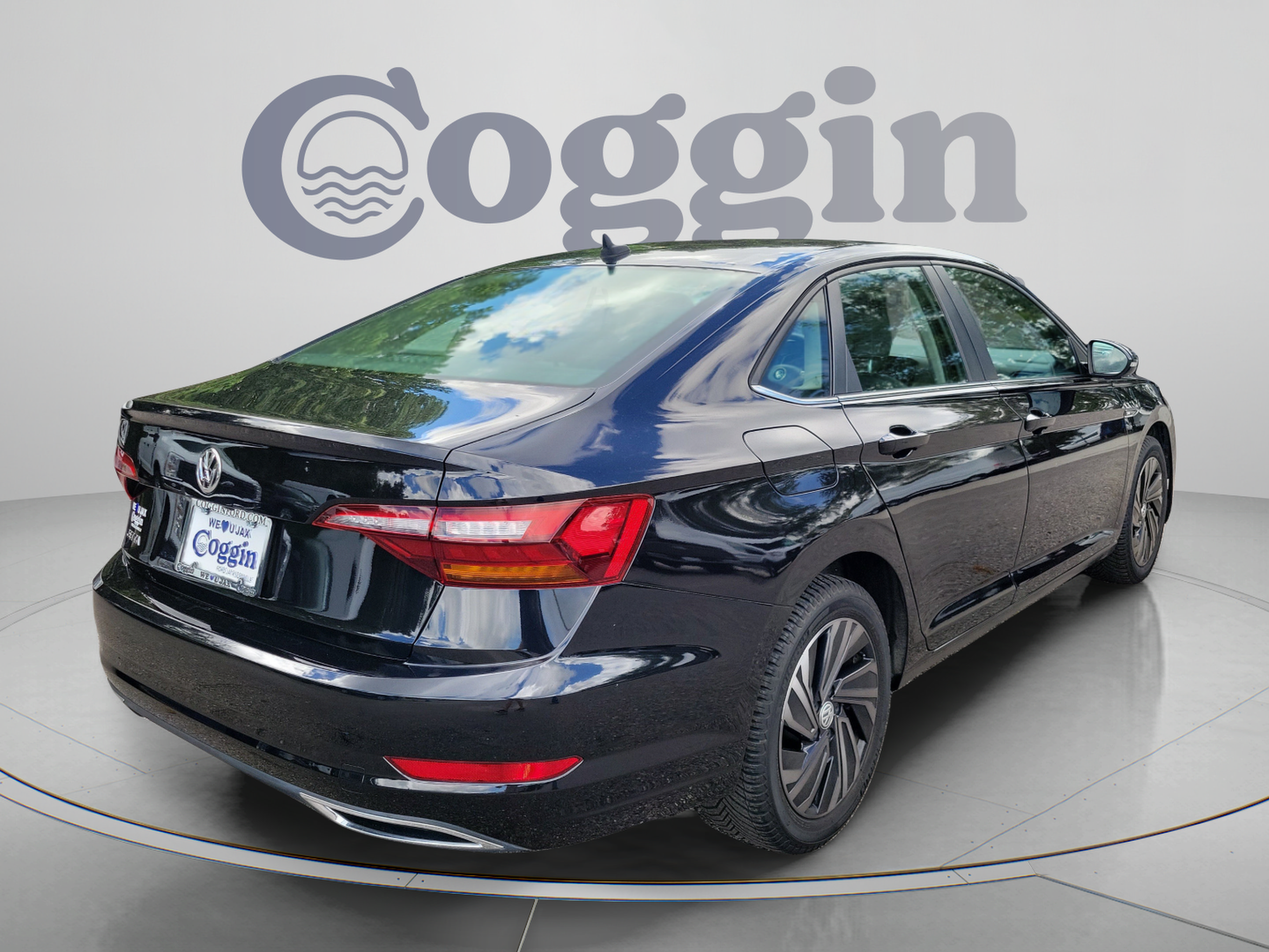 Used 2019 Volkswagen Jetta SEL Premium FWD image 3