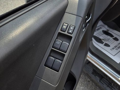 Used 2019 Nissan Frontier PRO-4X AWD/4WD image 13