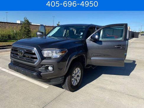 Used 2019 Toyota Tacoma SR5 image 11