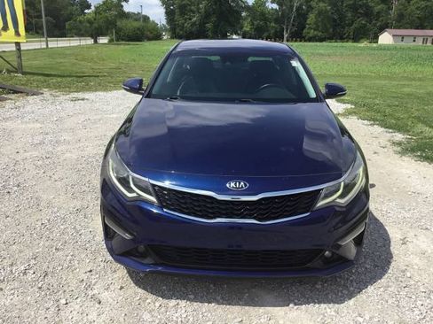 Used 2019 Kia Optima S FWD image 8