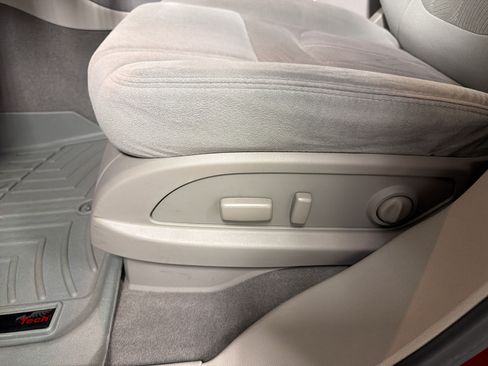 Used 2017 Buick Enclave Convenience w/ Trailering Package FWD image 14