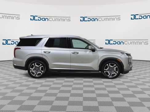 Used 2024 Hyundai Palisade Limited AWD/4WD image 9