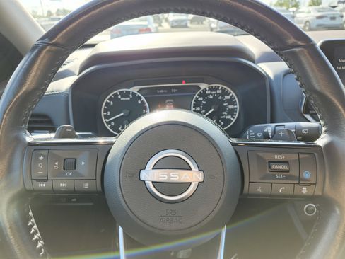 Used 2023 Nissan Rogue SV w/ SV Premium B Package image 30