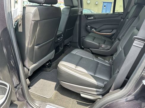 Used 2018 Chevrolet Tahoe Premier AWD/4WD image 16