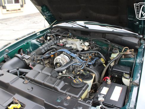 Used 1998 Ford Mustang GT RWD image 10