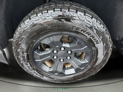 Used 2015 Chevrolet Silverado 1500 LT w/ All Star Edition AWD/4WD image 31