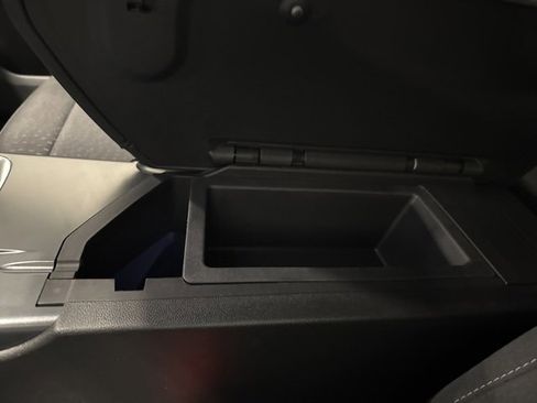 Used 2025 Chevrolet Equinox EV LT image 20