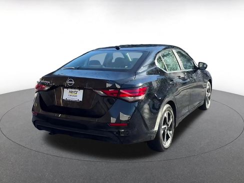 Used 2025 Nissan Sentra SV image 14