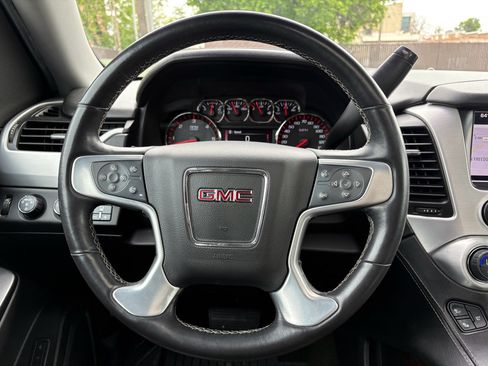 Used 2016 GMC Yukon SLT w/ Open Road Package AWD/4WD image 34